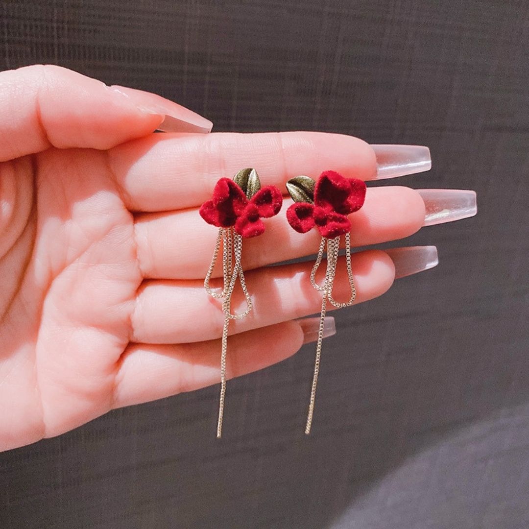 Velvet Muse Drops Earrings