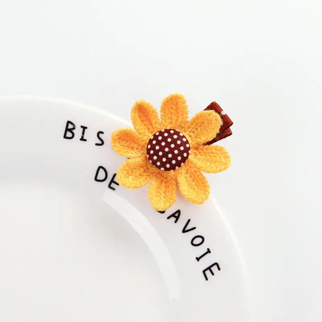 Sunflower Delight Clip