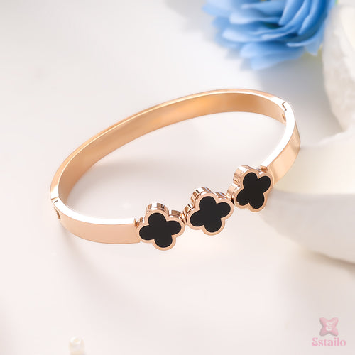 Clove Charm Trio Bracelet
