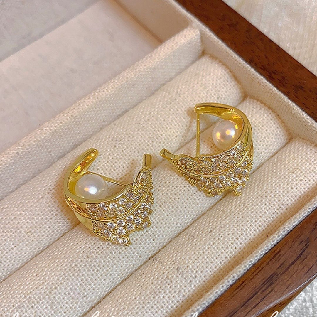 Golden Nautilus Studs Earrings