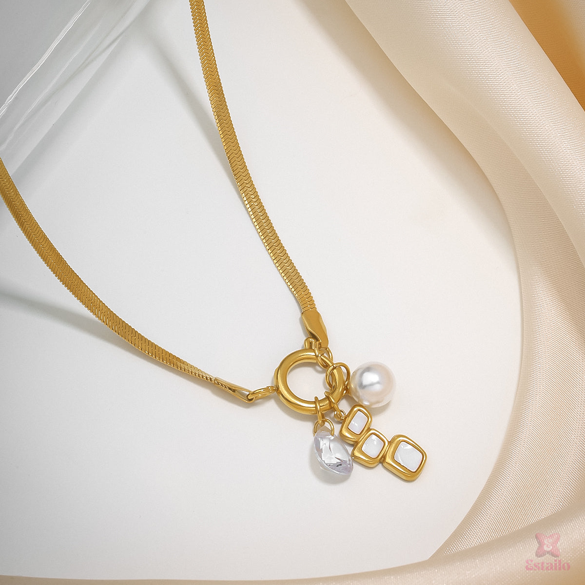 Lustrous Pearl Necklace