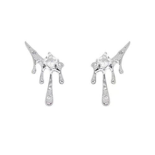 Molten Pearl Studs Earring