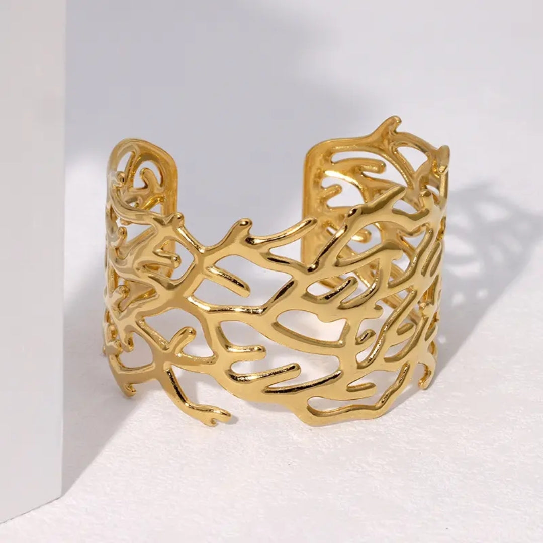 Elegant Glow Bracelet