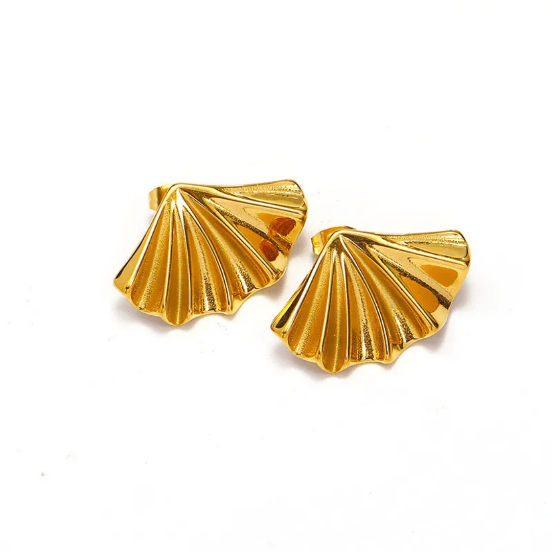 As Pretty Golden Wing Earrings