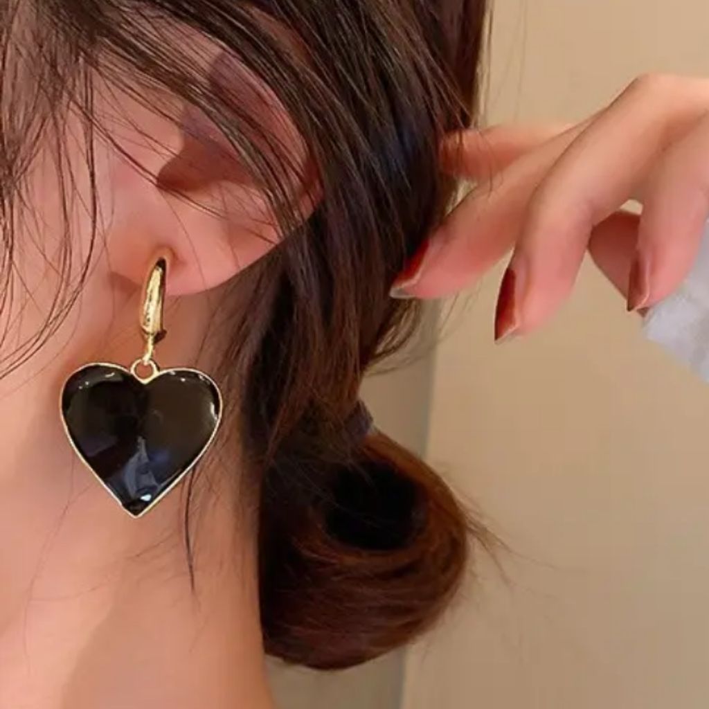 Midnight Heart Earrings