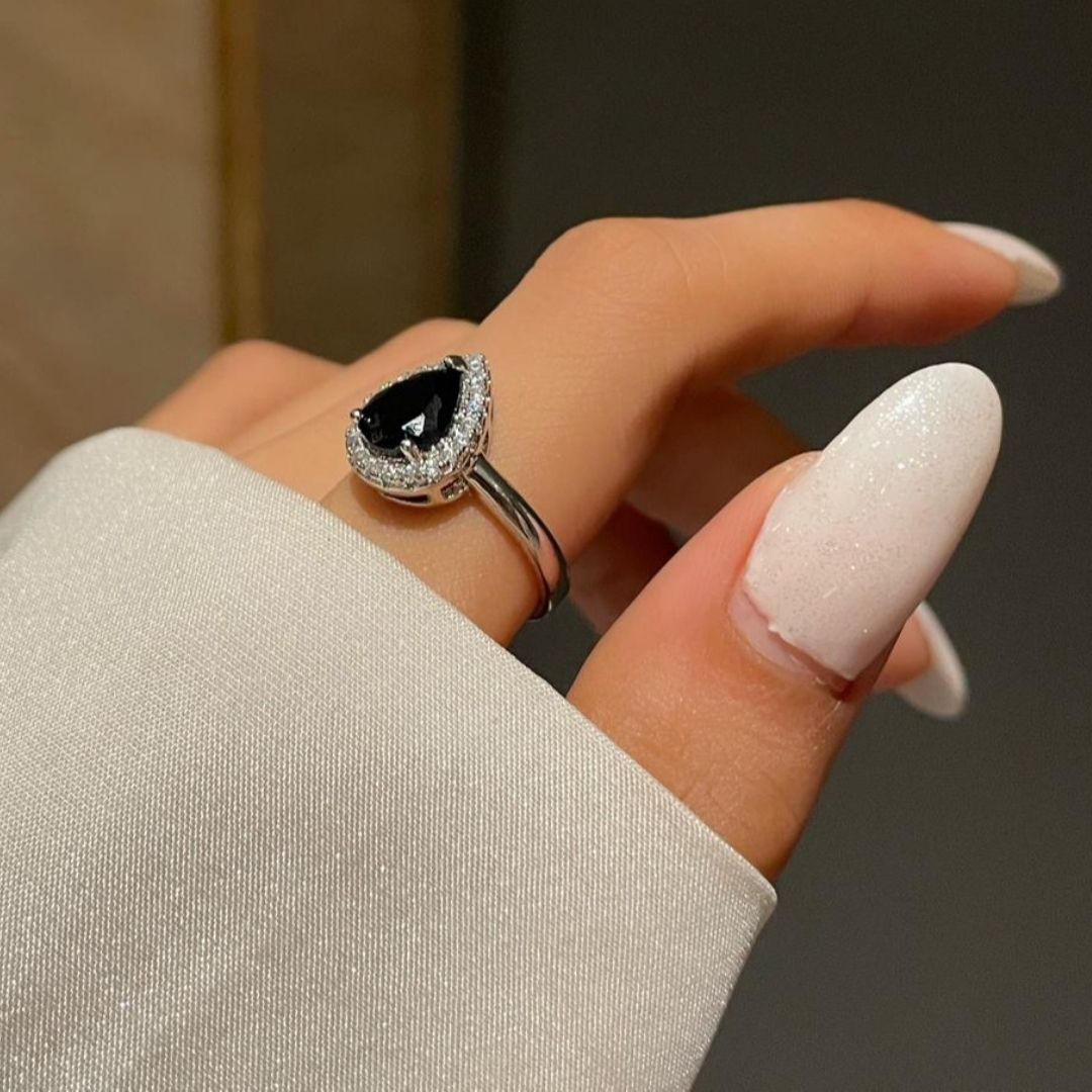 Black Teardrop Halo Ring