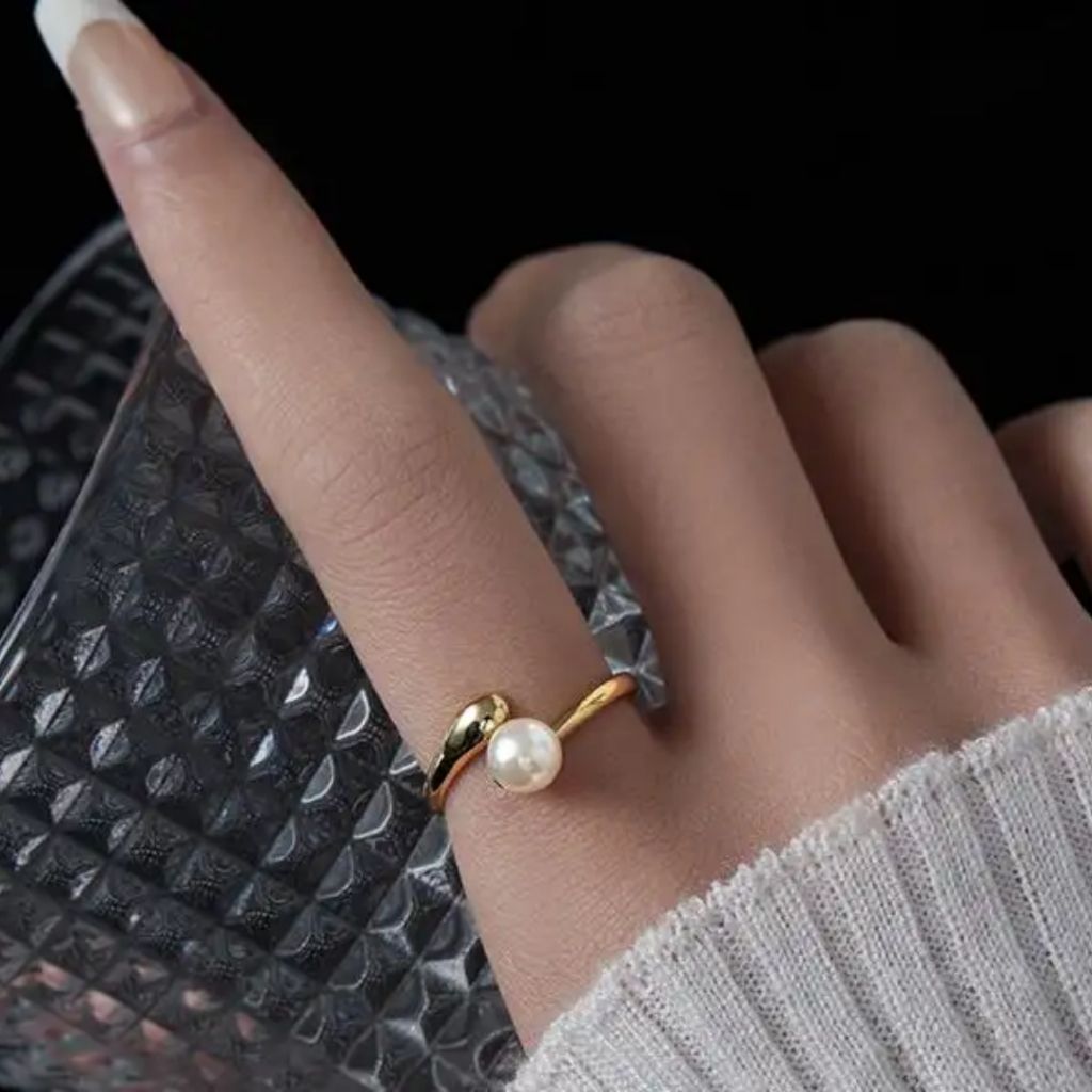Pearlcore Gold Ring