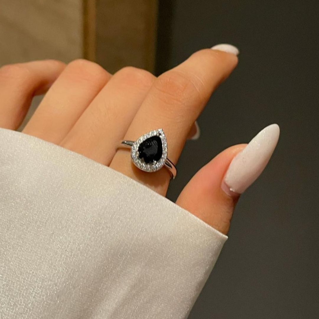 Black Teardrop Halo Ring