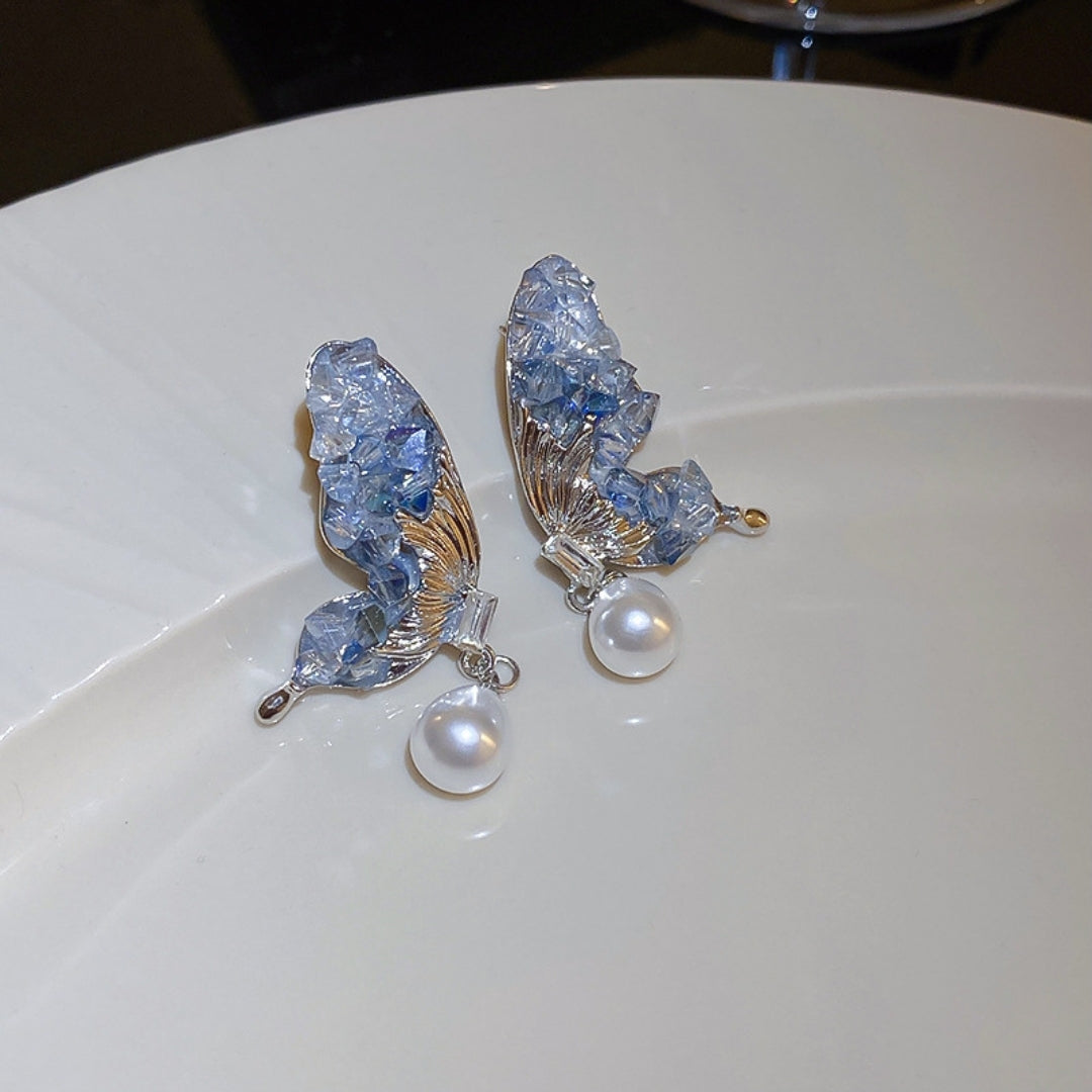Azure Flutter Pearls Earrings