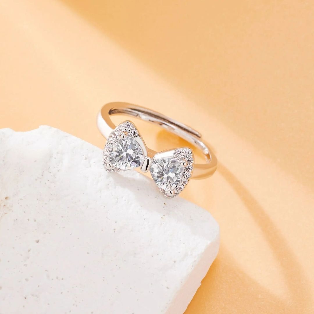 Dainty Bow Ring