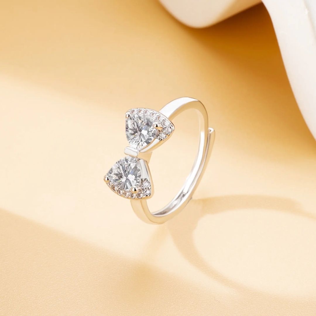 Dainty Bow Ring