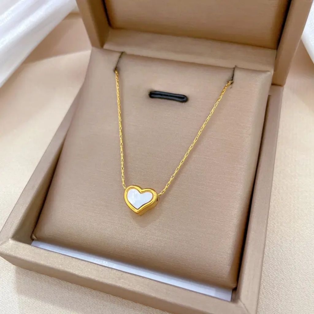 Sweetheart Shine Necklace