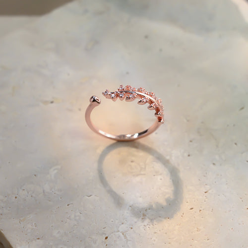 Blush Leafy Glow Ring