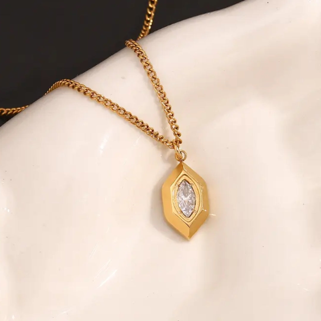 Crystal Gleam Necklace