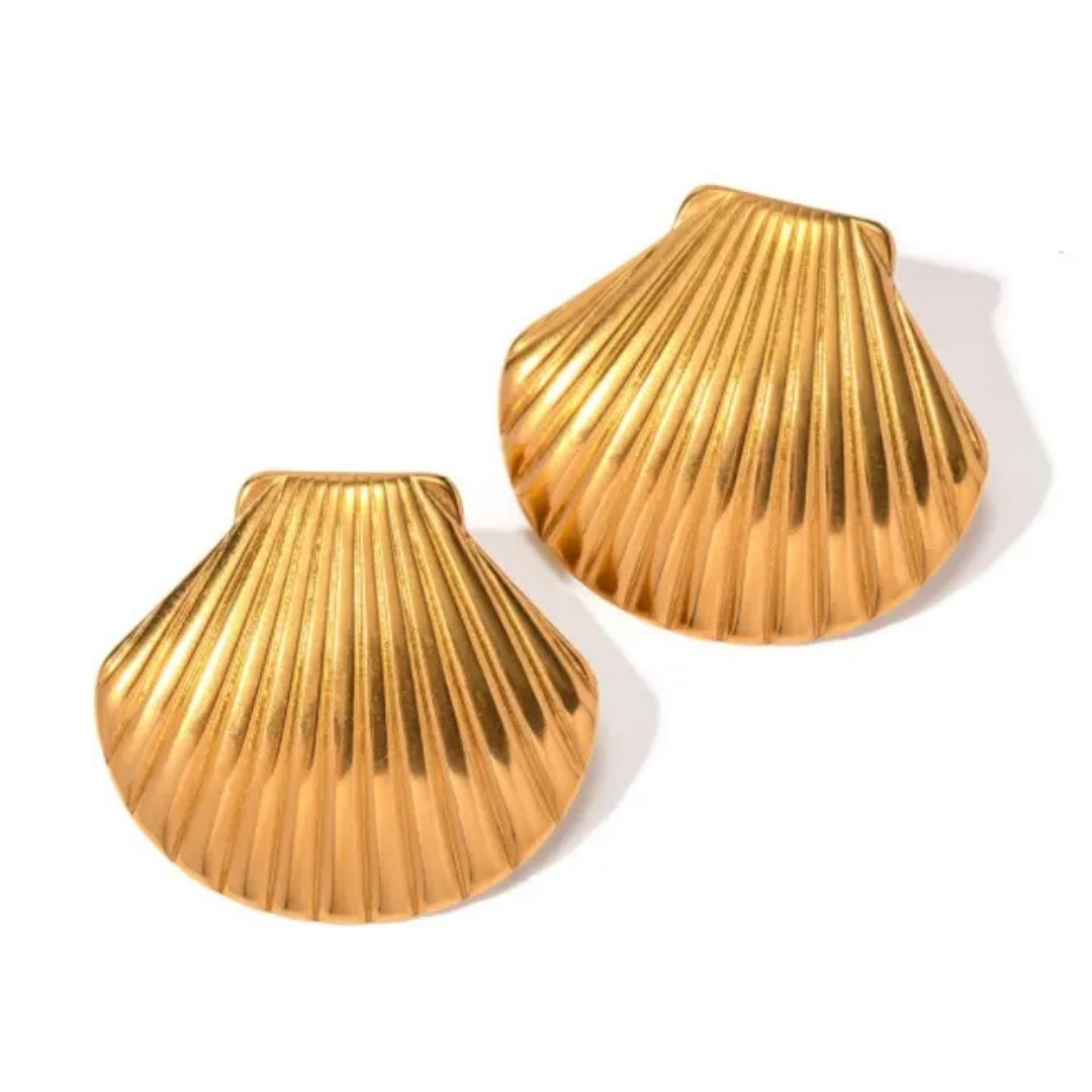 Golden Shell Earrings