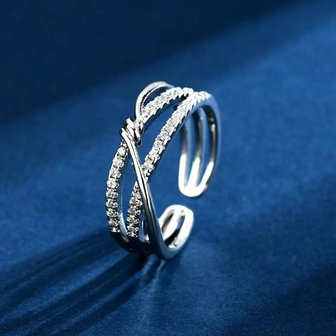 Criss-Cross Ring