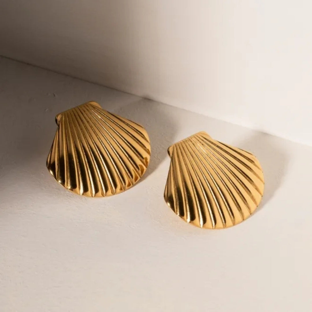 Golden Shell Earrings