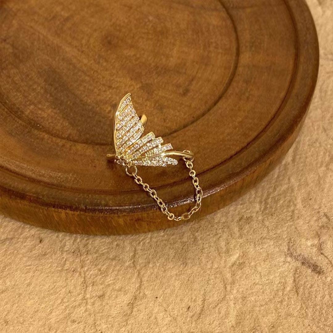 Gilded Seraph Cuffs Earrings