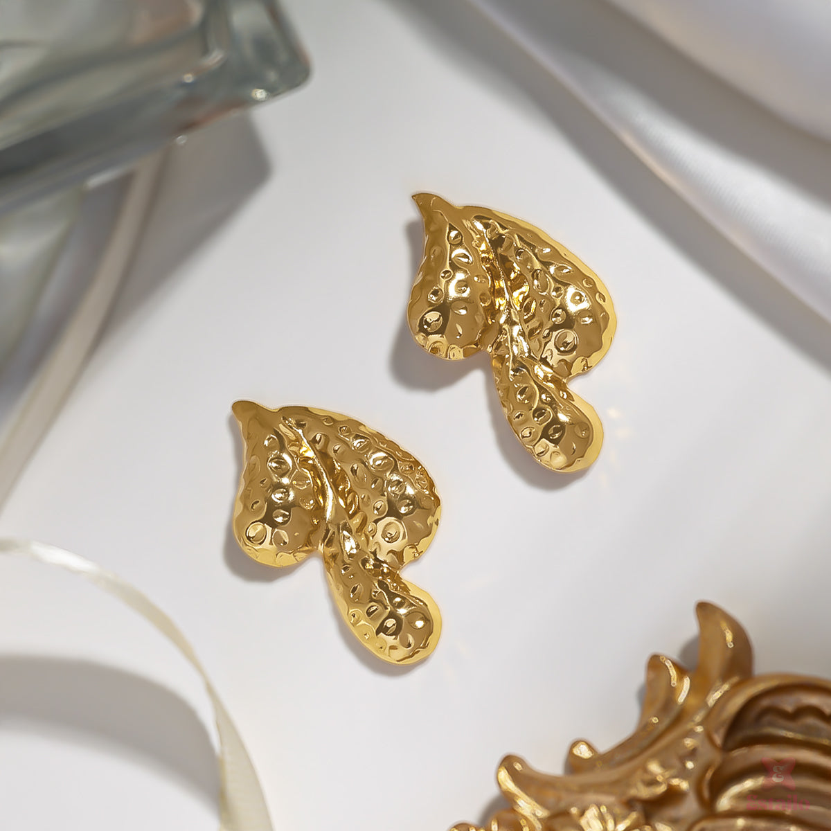 Bold Whirl Drop Earring