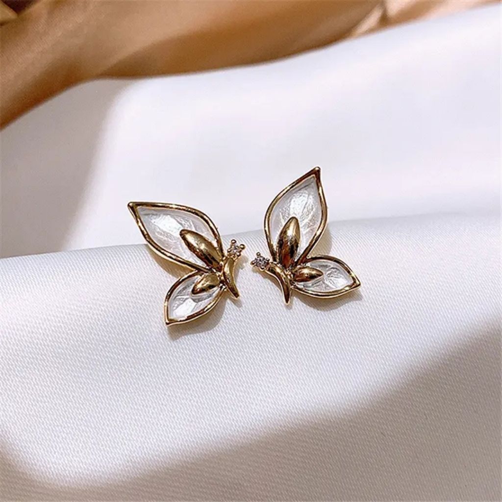 Dainty Petals Earrings
