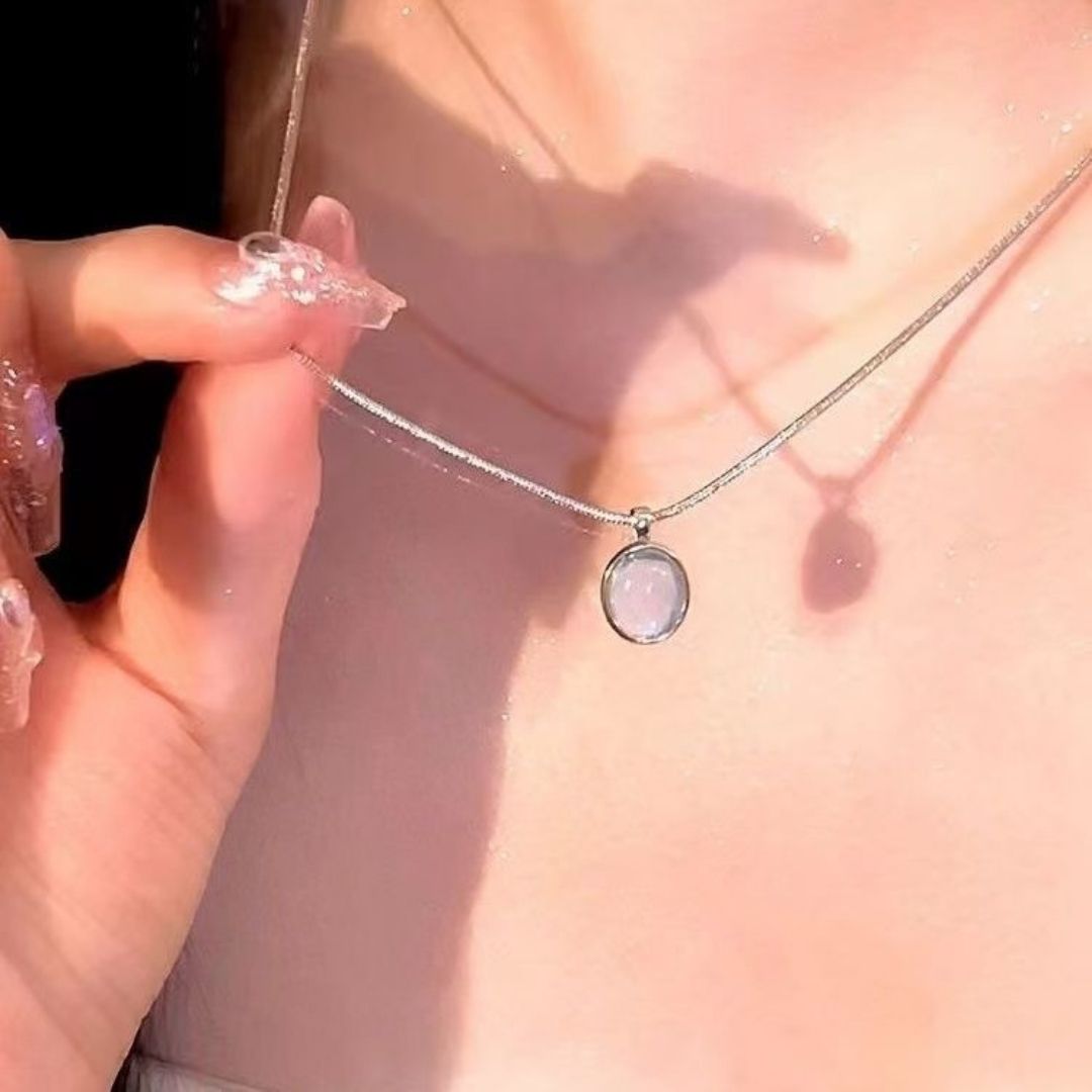 Silver Moonstone Necklace