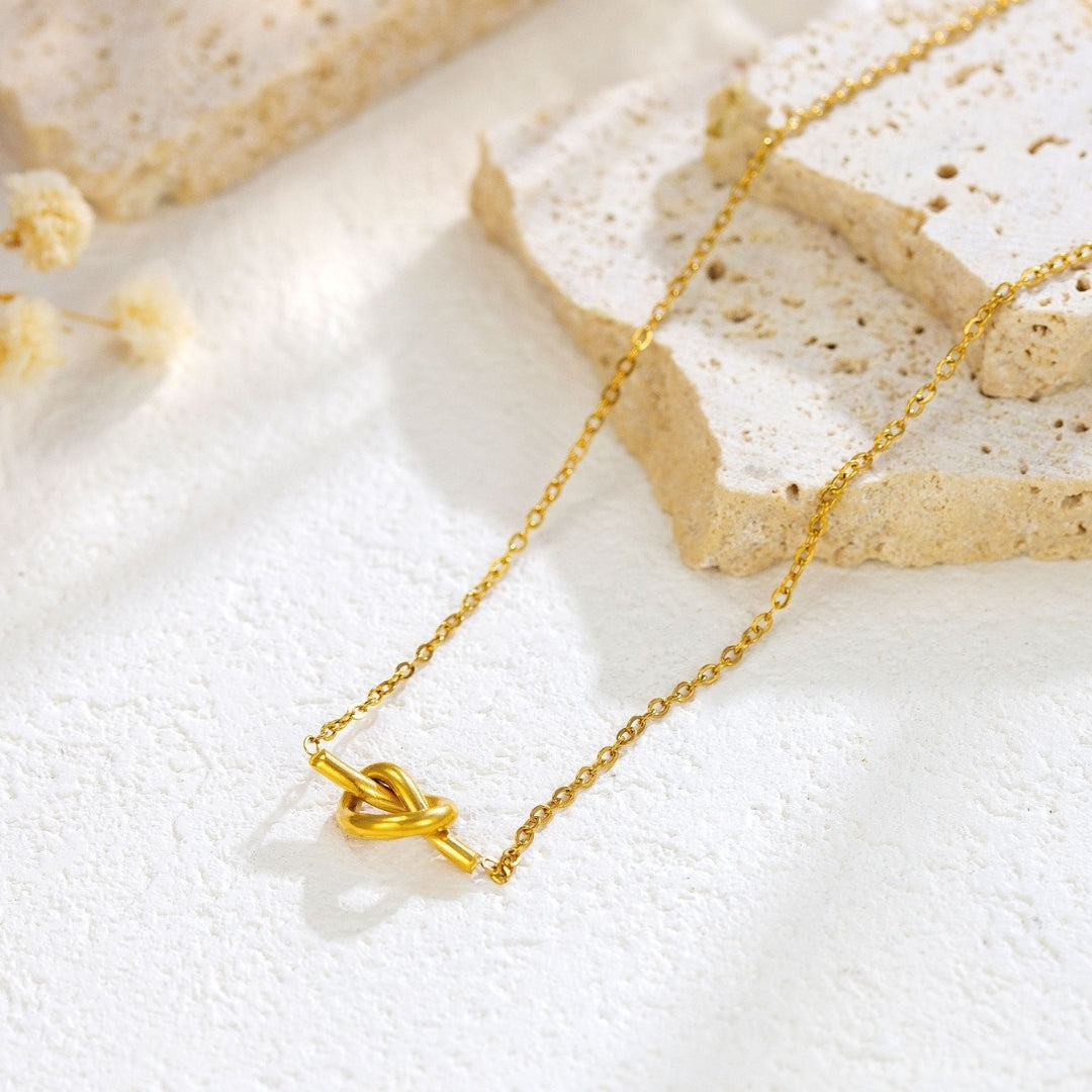 Destiny Knot Necklace