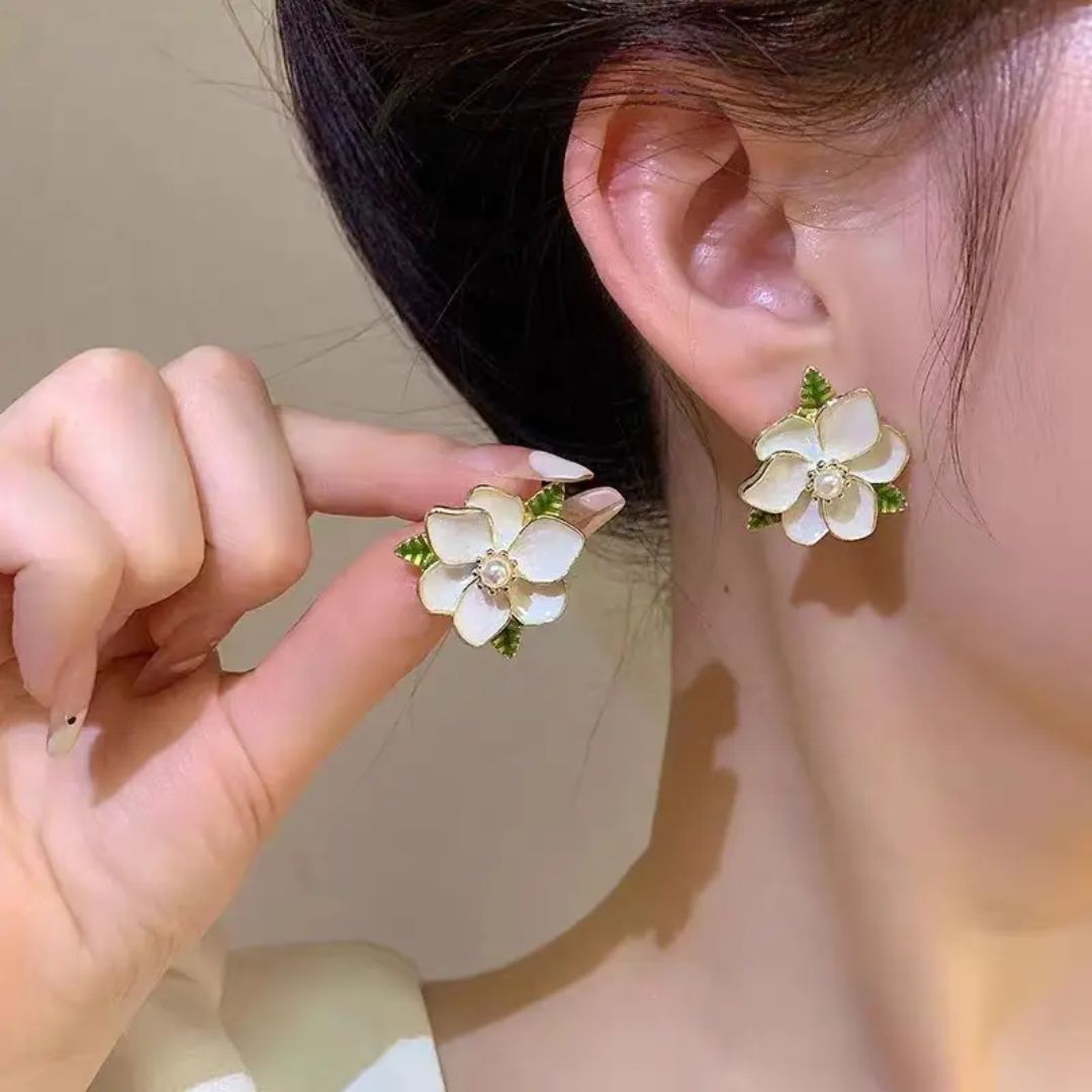 Flowing Flora Drops Earring