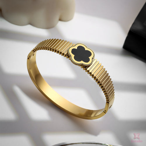 Clover Bloom Bracelet
