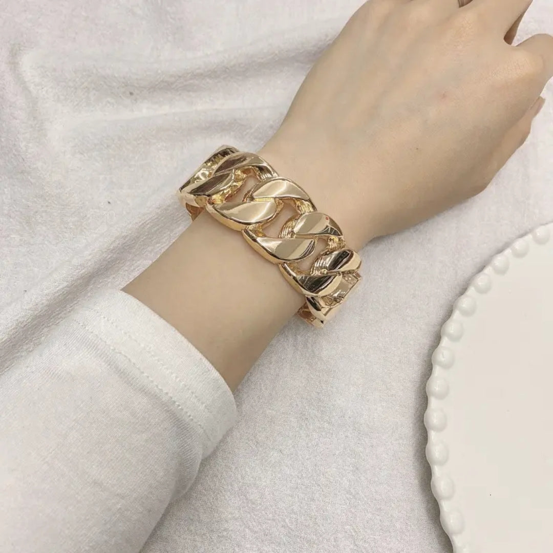 Lustra Bar Bracelet