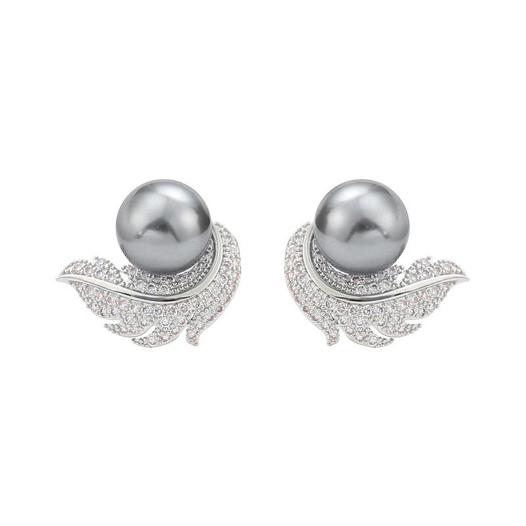 Silver Plume Pearls Earrings