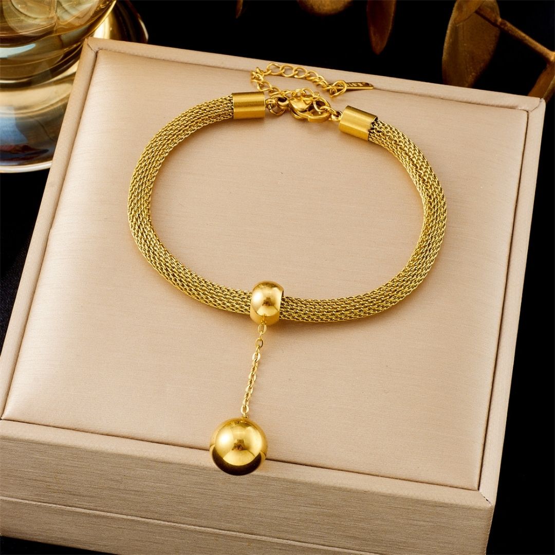 Regent Ball Wristlet Bracelet
