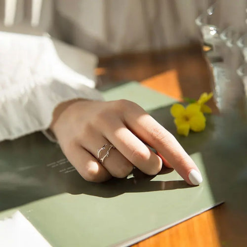 Minimal Vibe Ring