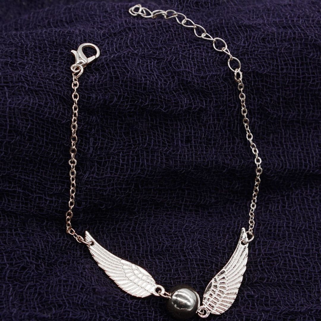 Seeker's Winged Orb Link Bracelet