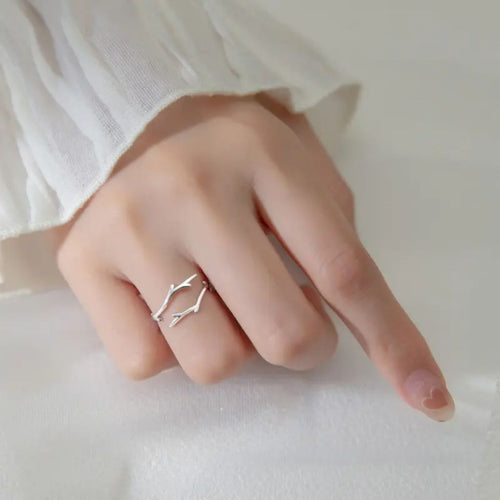 Minimal Vibe Ring