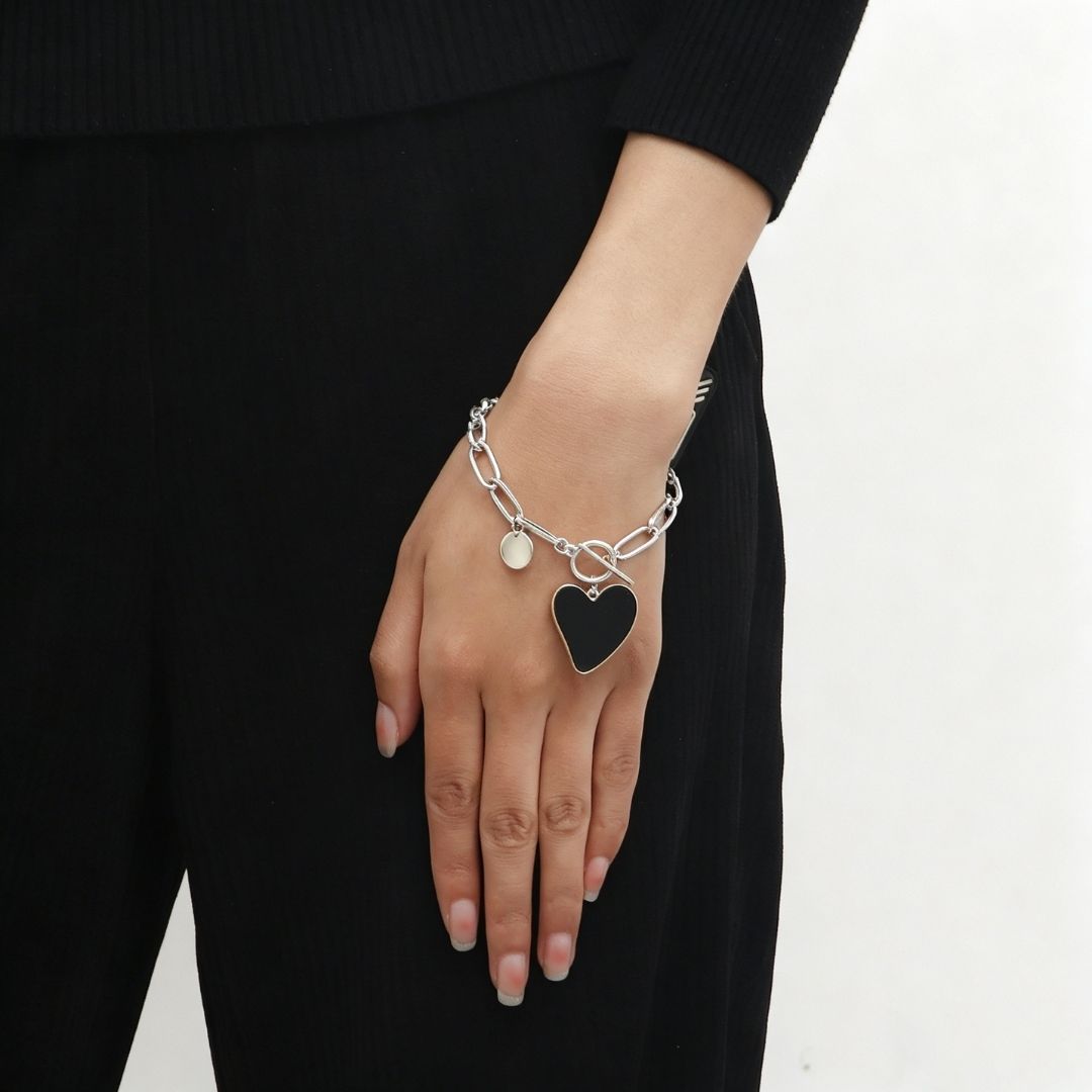 Noir Amore Heart Chain Bracelet
