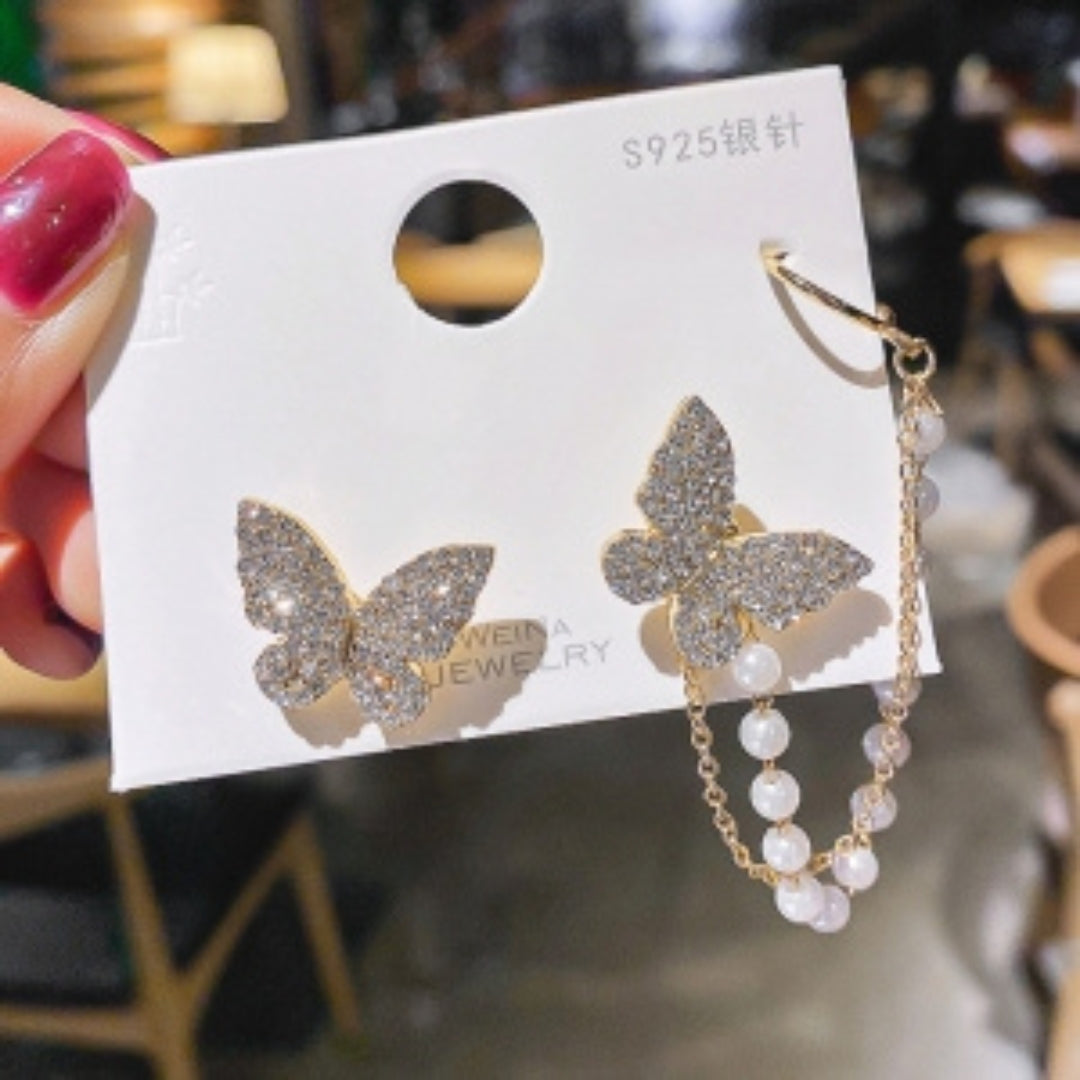 Fly High Butterfly Earcuff (single ear)