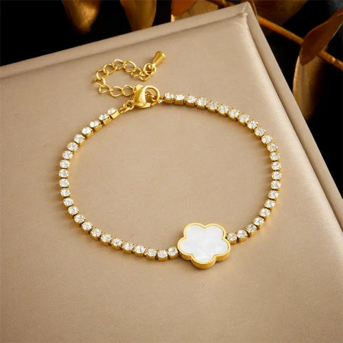 Clover Bling Drop Bracelet