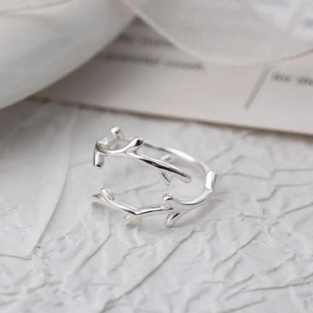 Minimal Vibe Ring