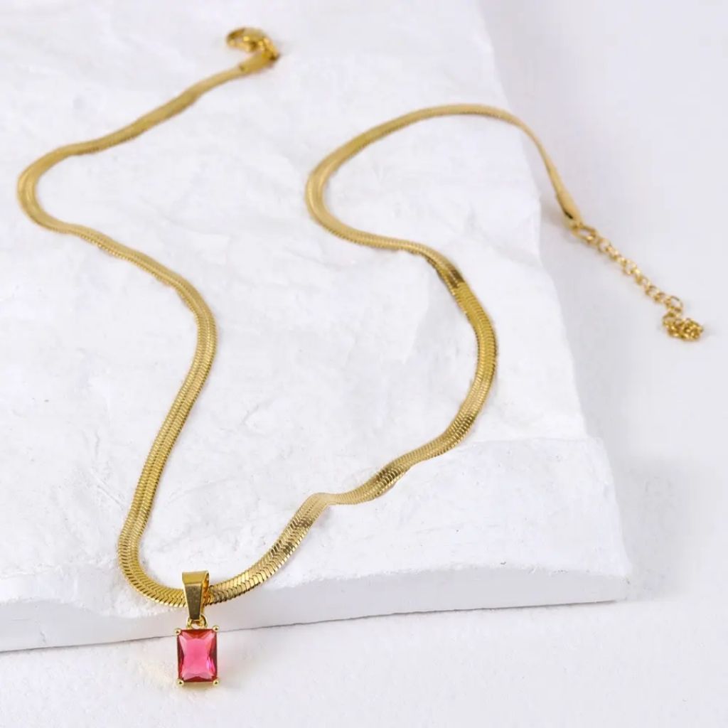 Minimalist Chain Neckpiece