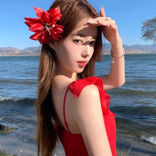 Red Lily Clip