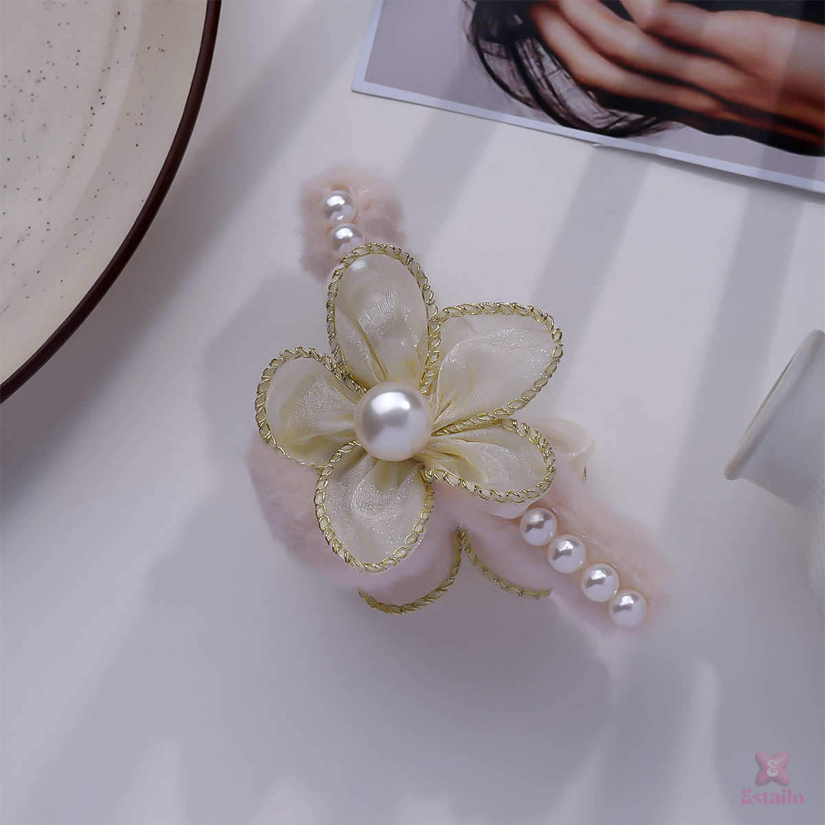 Flora Hair Claw