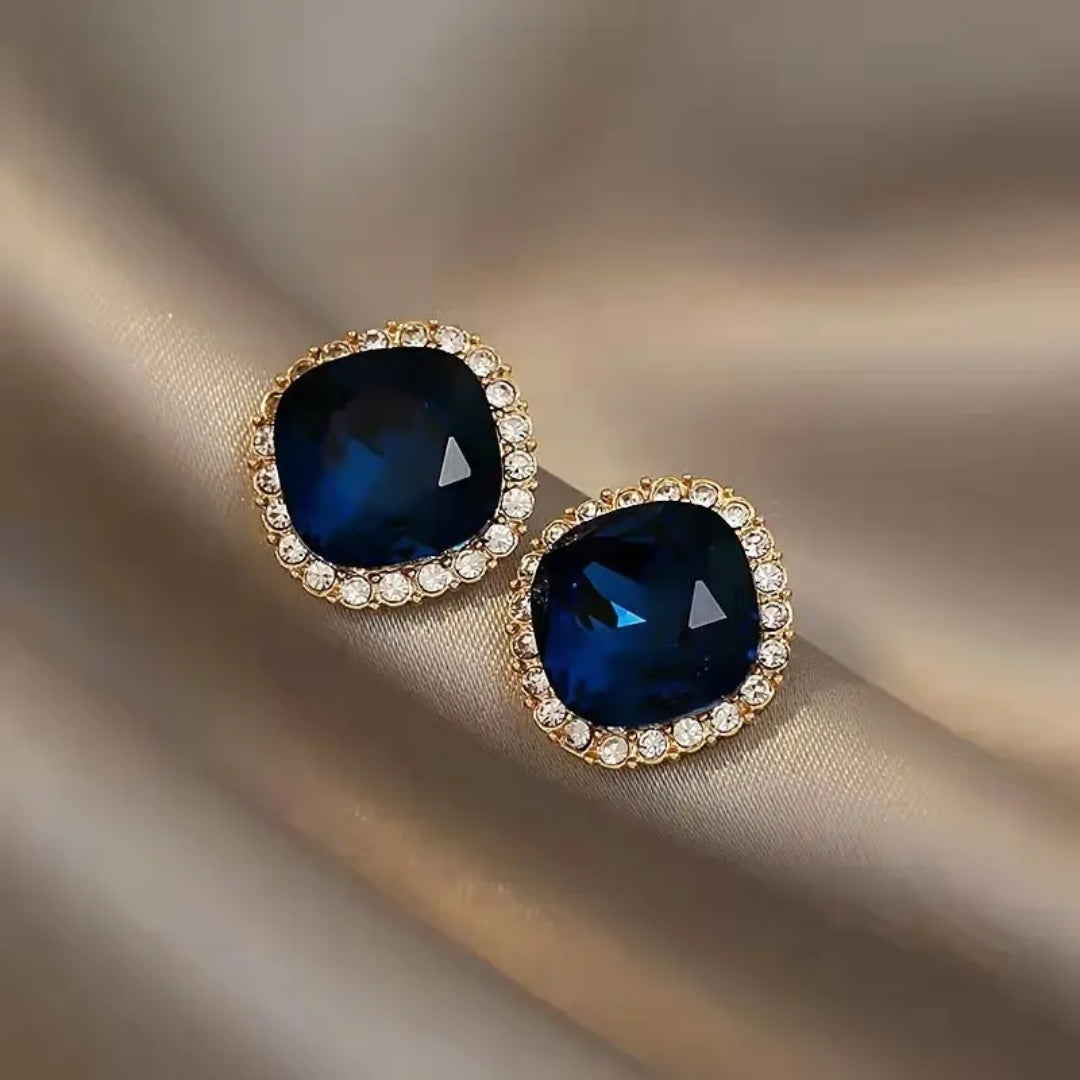 Gatsby Blue Halo Studs Earring