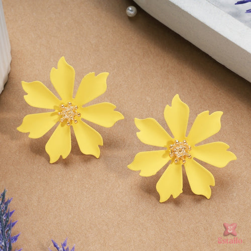 Delicate Daisy Earrings