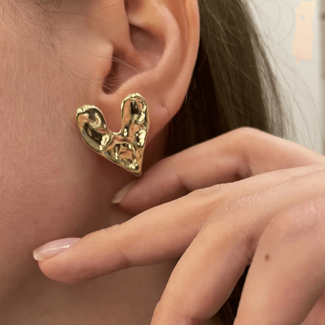 Love Struck Heart Earrings