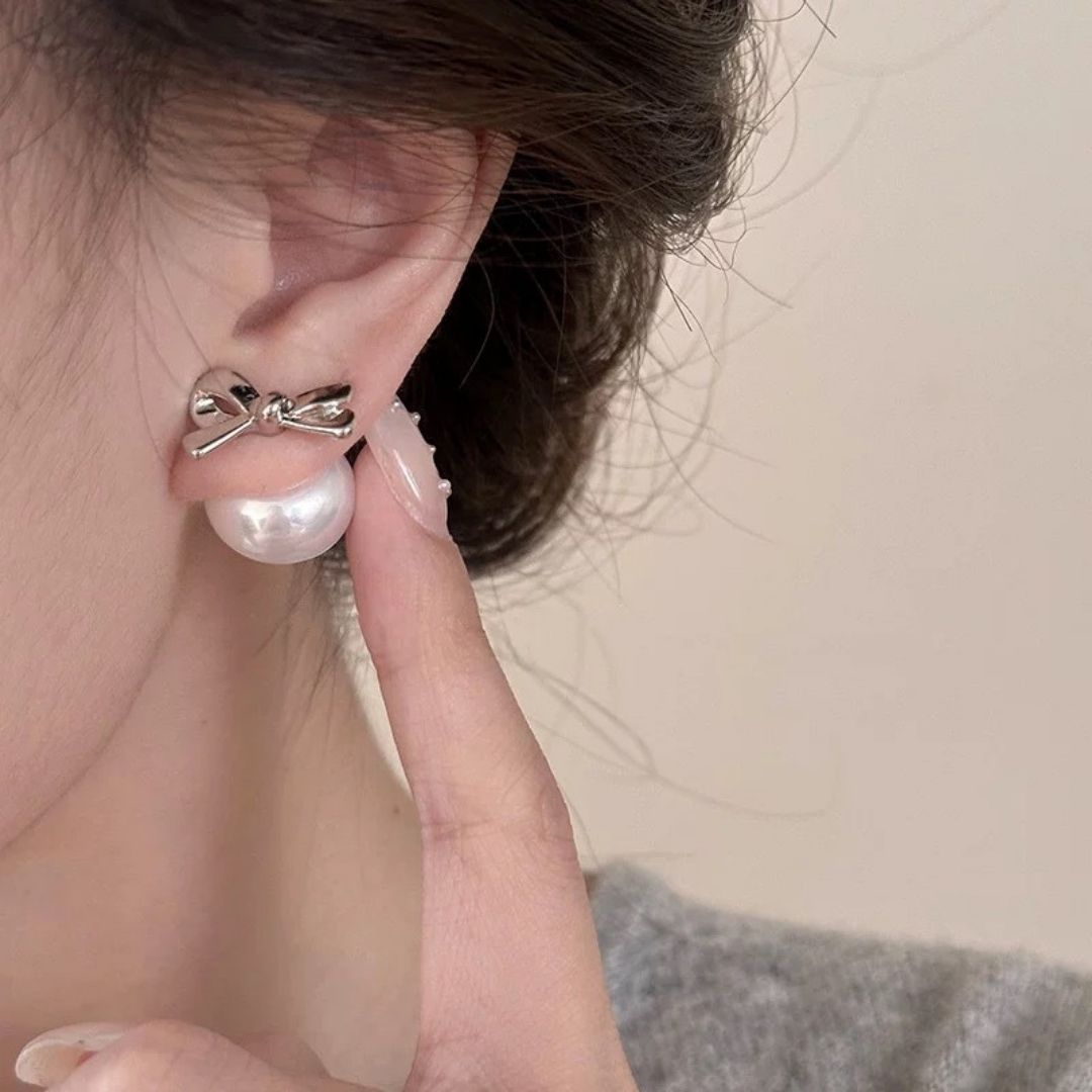 Chic Bow-Tie Studs Earrings