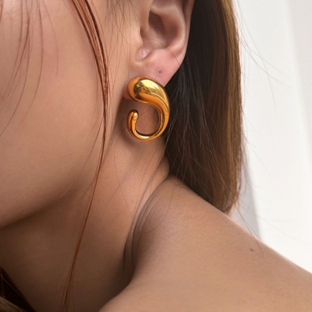G-Luxe Hoop Delights Earrings