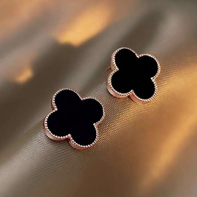 Love from Korea Clover Set