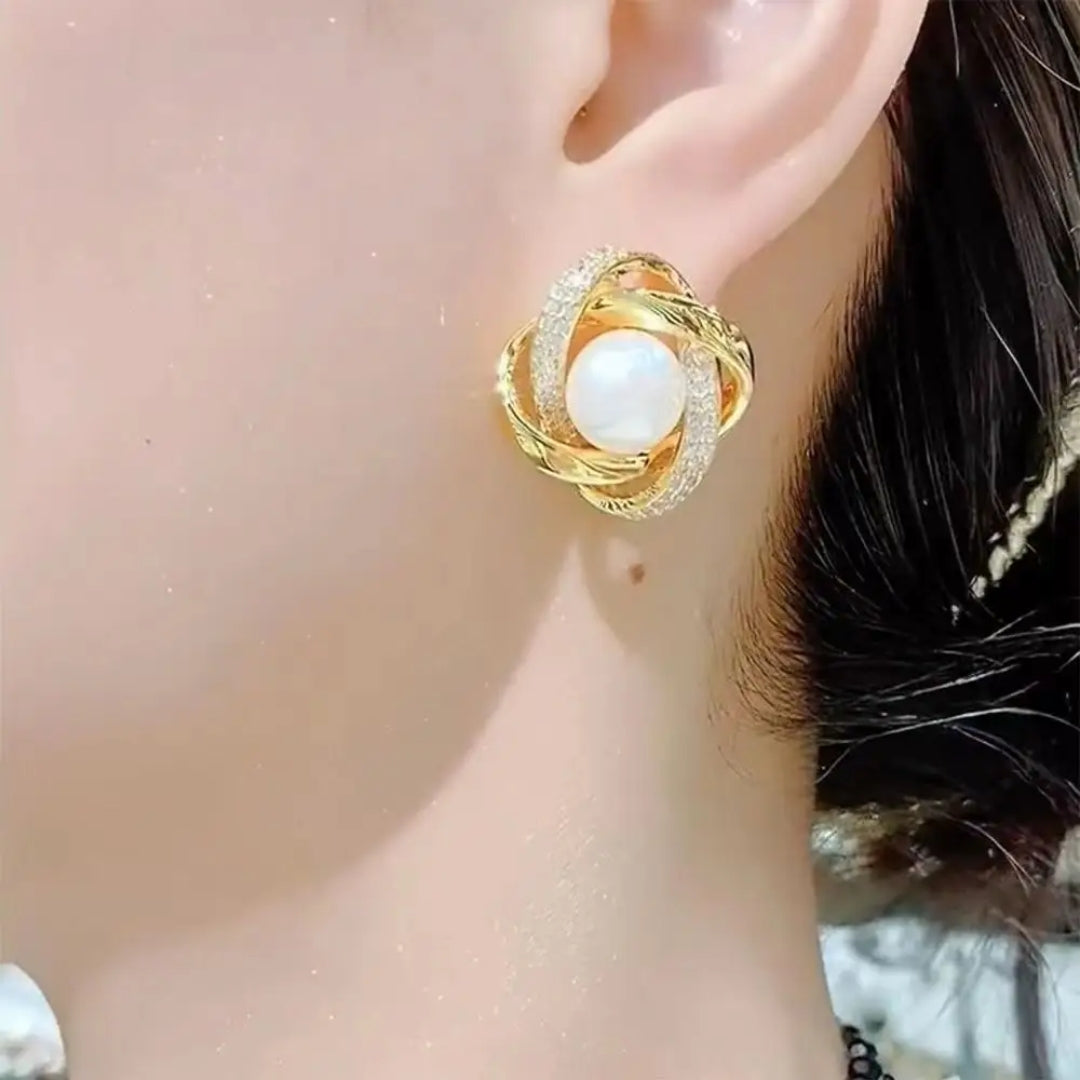 Gatsby Glamour Pearl Studs Earring