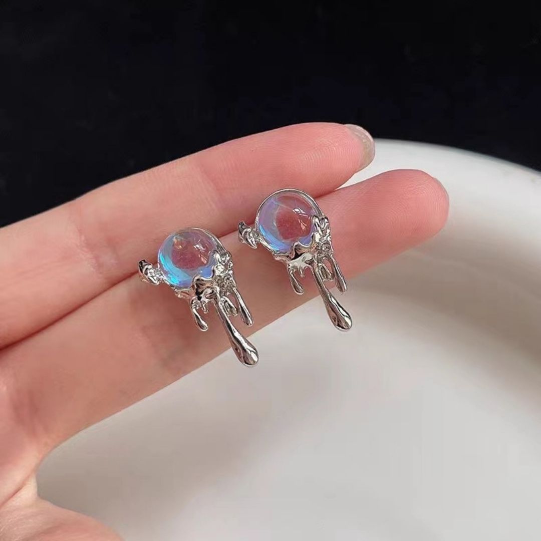 Moonlit Thaw Dangles Earrings