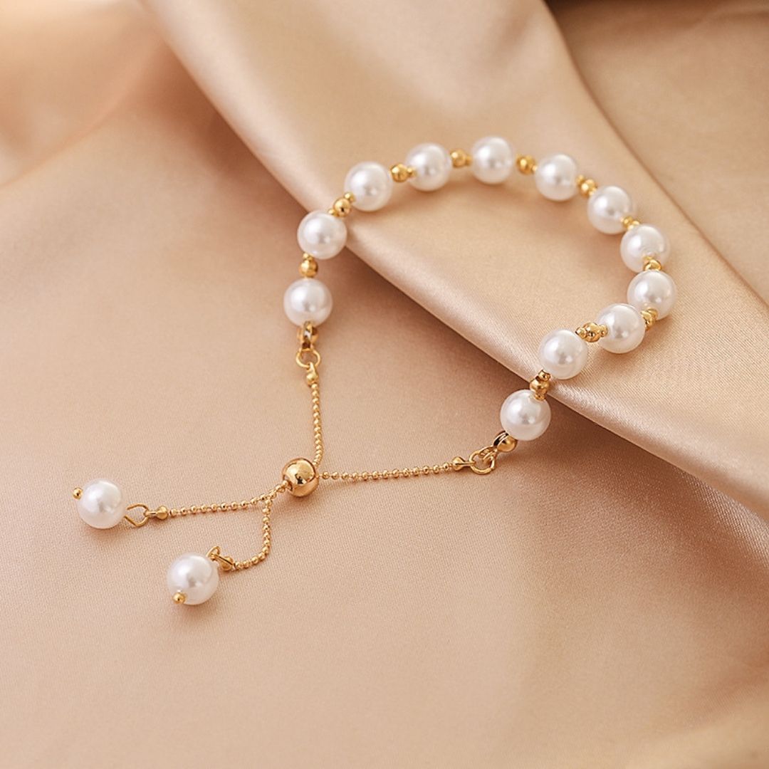 Heirloom Pearl Bolo Strand Bracelet